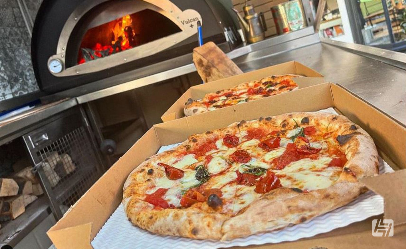 +39 Pizza on the Road at Heretics VW and Porsche enthusiast meeting at Heritage Parts Centre