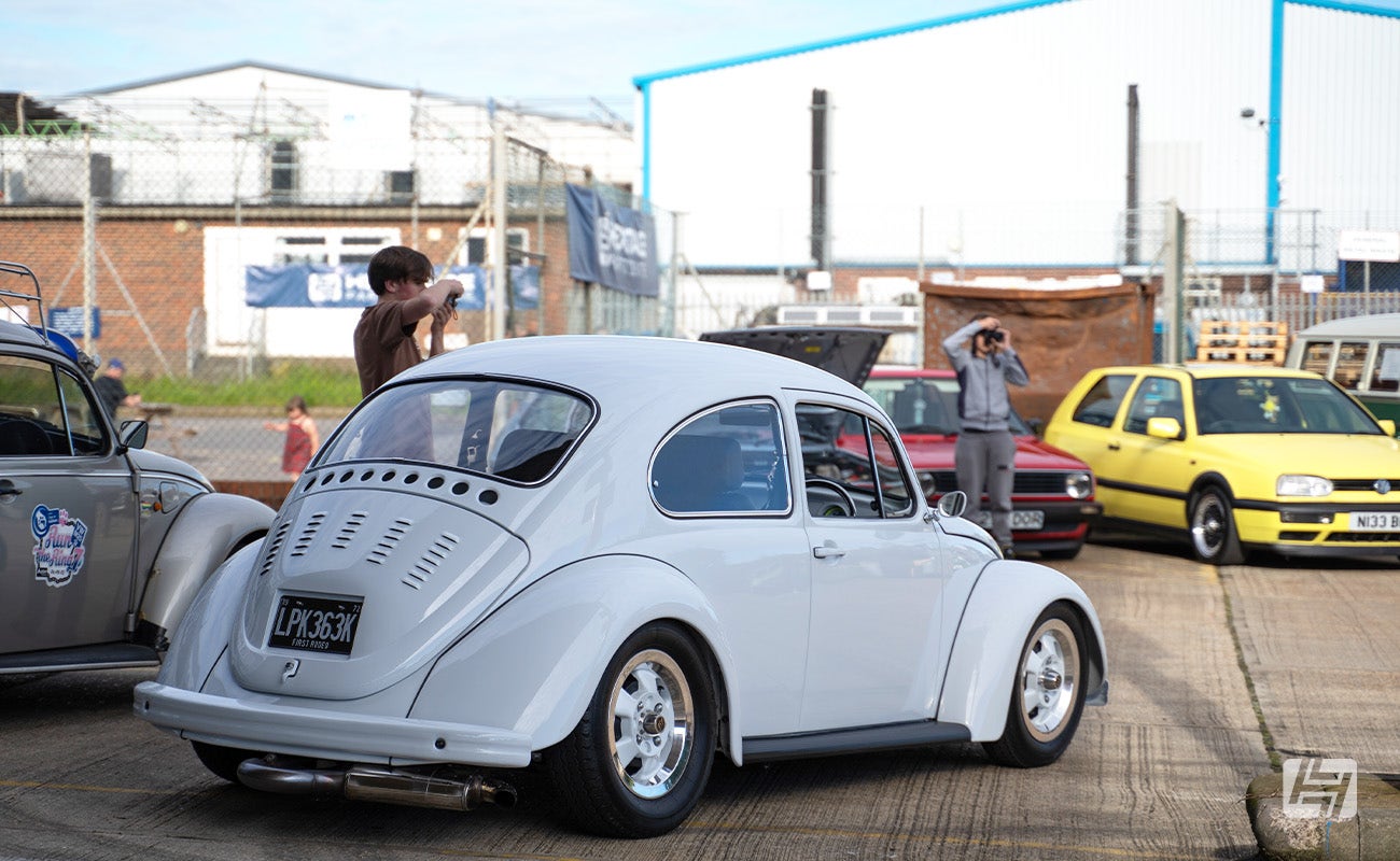 White VW Beetle at Heretics VW and Porsche enthusiast meeting at Heritage Parts Centre
