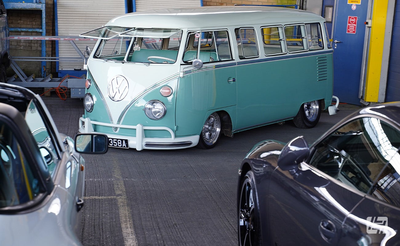 VW Splitscreen Bus at Heretics April 2025 Meeting at Heritage Parts Centre