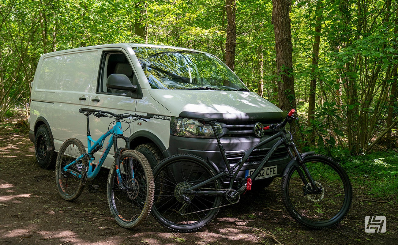 VW T5 Swamper with mountain bikes