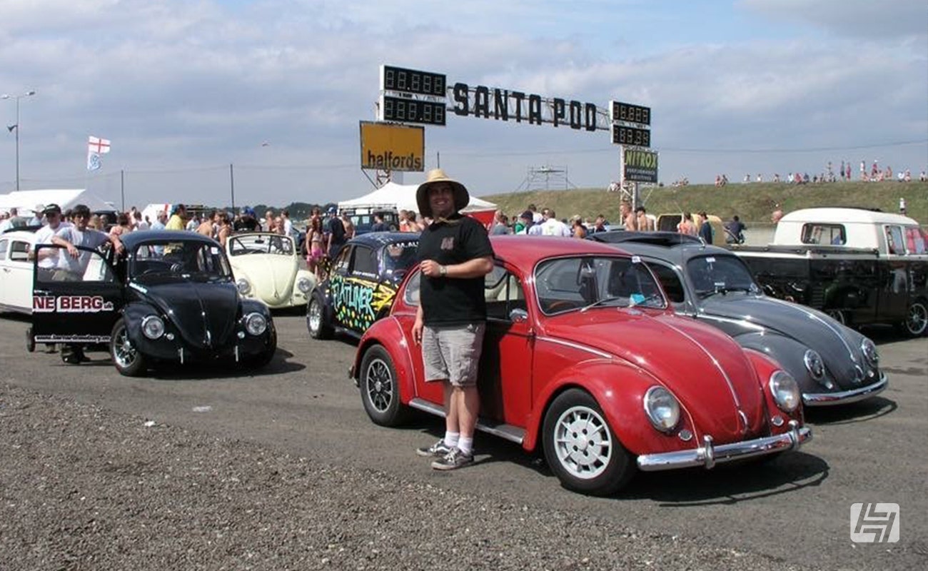 Max with his red VW Beetle Cal Look project in 1996 at Santa Pod