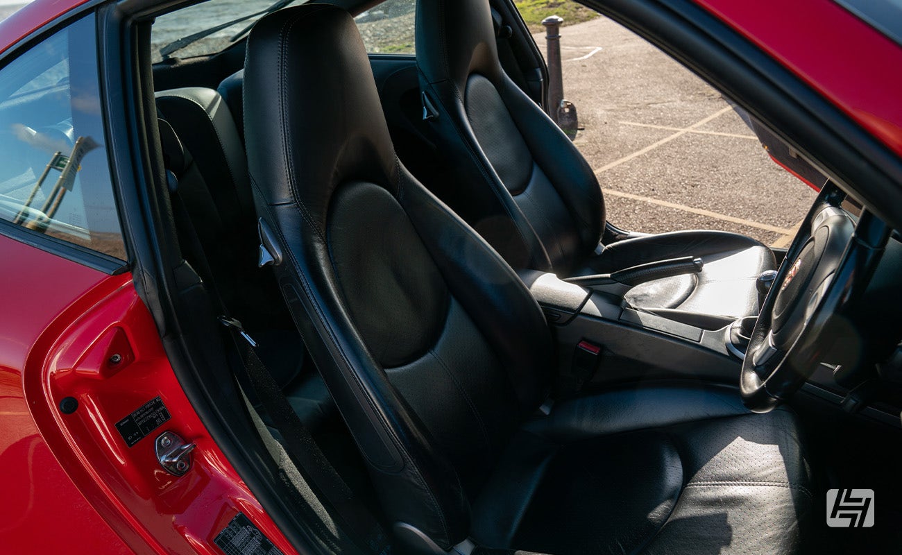 Porsche 997 front seats