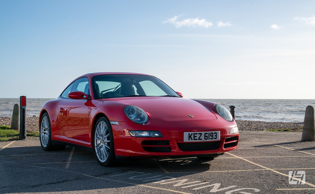 Porsche 997 C4S by the sea