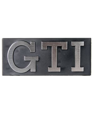 Emblem für den Frontgrill - GTI, Silber-Text mit schwarzem Rand  fits Golf 1,Jetta